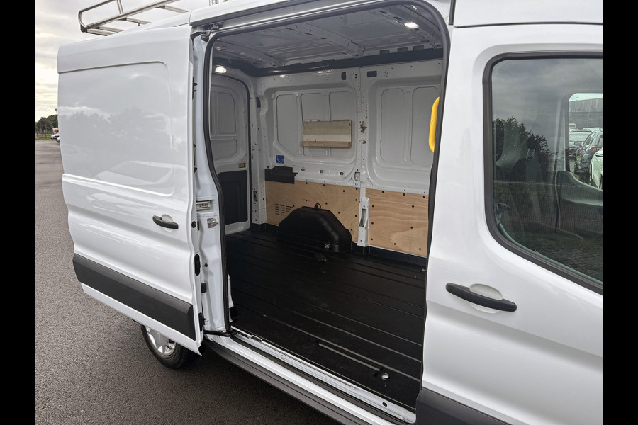 Ford Transit 310 2.0 TDCI Euro6 L2H2 / 3Pers. / *Ideaal voor Camper* / Imperial & Ladder / Airco / Trekhaak / Pdc.V+A / Navigatie / Distr.vv.bij 60.400 km / Apk 04-2026