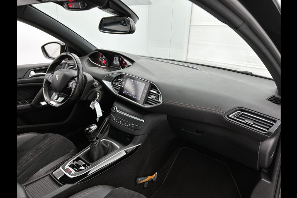 Peugeot 308 SW 1.5 HDi 131PK GT-Line / Drivers Sport Pack / Trekhaak / 1/2 Leder / Panoramadak / Pdc.V+A / Xenon / Navigatie / / Apk 11-2026