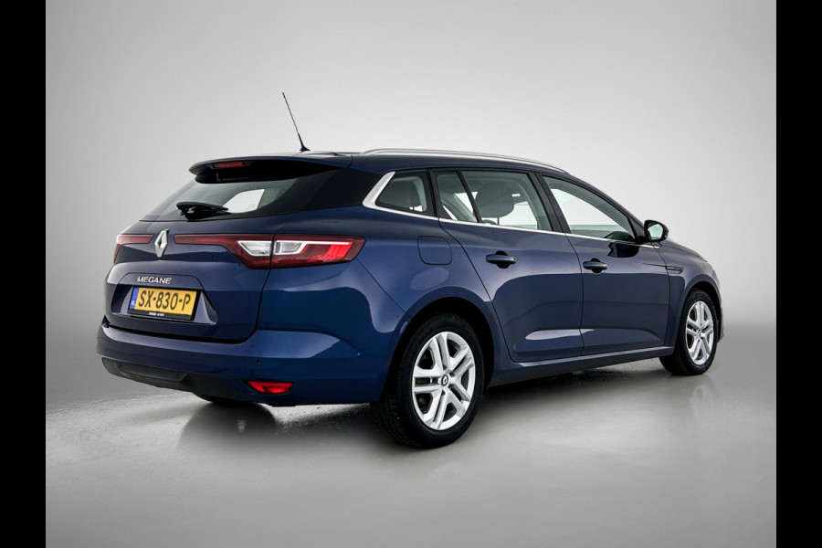 Renault MEGANE Estate 1.5 DCi Automaat Zen / Distributie vv bij 123Dkm / Cruise / Navi / LED / Carplay / Parkeer sensoren / Apk 06-2026