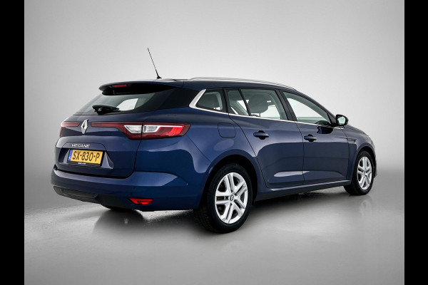 Renault MEGANE Estate 1.5 DCi Automaat Zen / Distributie vv bij 123Dkm / Cruise / Navi / LED / Carplay / Parkeer sensoren / Apk 06-2026