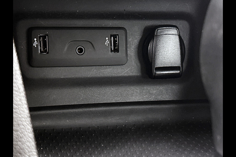 Renault MEGANE Estate 1.5 DCi Automaat Zen / Distributie vv bij 123Dkm / Cruise / Navi / LED / Carplay / Parkeer sensoren / Apk 06-2026