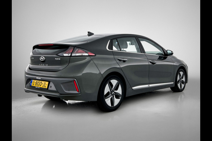 Hyundai IONIQ 1.6 GDi Automaat Hybride Premium - Plus Sky / Schuifdak / Leder / Xenon / Navigatie / Airco-ecc. / Apk 06-2027