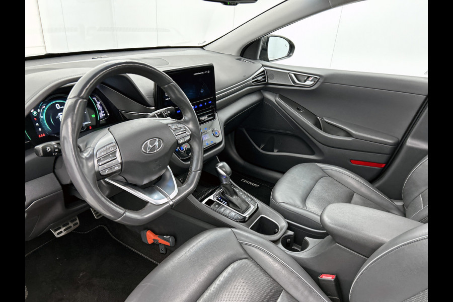Hyundai IONIQ 1.6 GDi Automaat Hybride Premium - Plus Sky / Schuifdak / Leder / Xenon / Navigatie / Airco-ecc. / Apk 06-2027
