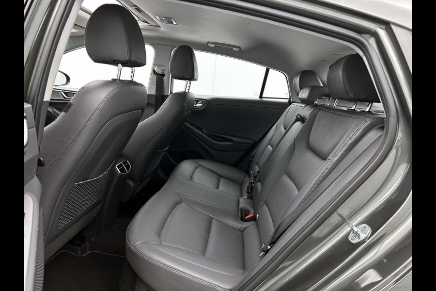 Hyundai IONIQ 1.6 GDi Automaat Hybride Premium - Plus Sky / Schuifdak / Leder / Xenon / Navigatie / Airco-ecc. / Apk 06-2027