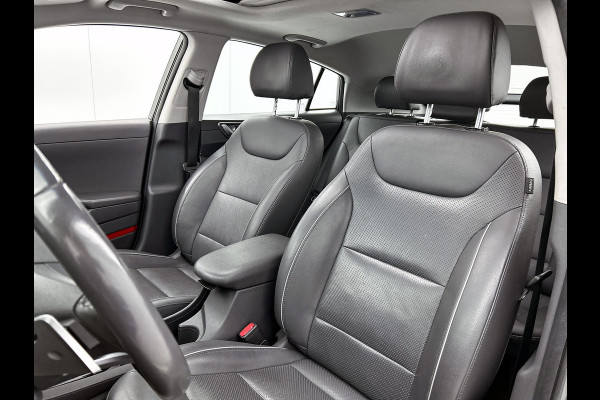 Hyundai IONIQ 1.6 GDi Automaat Hybride Premium - Plus Sky / Schuifdak / Leder / Xenon / Navigatie / Airco-ecc. / Apk 06-2027