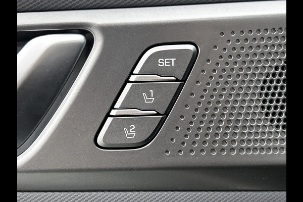 Hyundai IONIQ 1.6 GDi Automaat Hybride Premium - Plus Sky / Schuifdak / Leder / Xenon / Navigatie / Airco-ecc. / Apk 06-2027
