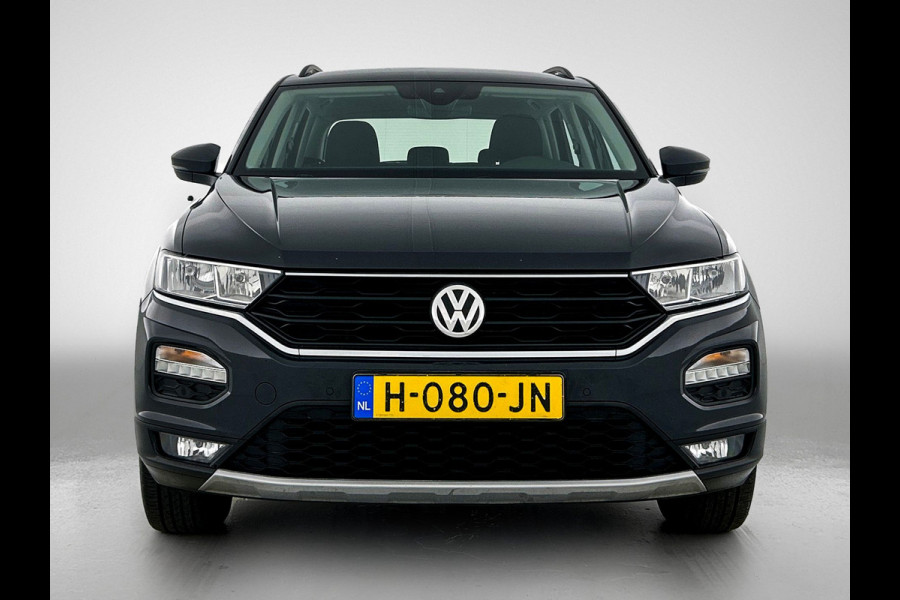 Volkswagen T-Roc 1.0 TSI Style / Navi / Adap-cruise / Trekhaak / Roofrail / Lmv 16" / Multimedia / Apk 02-2026