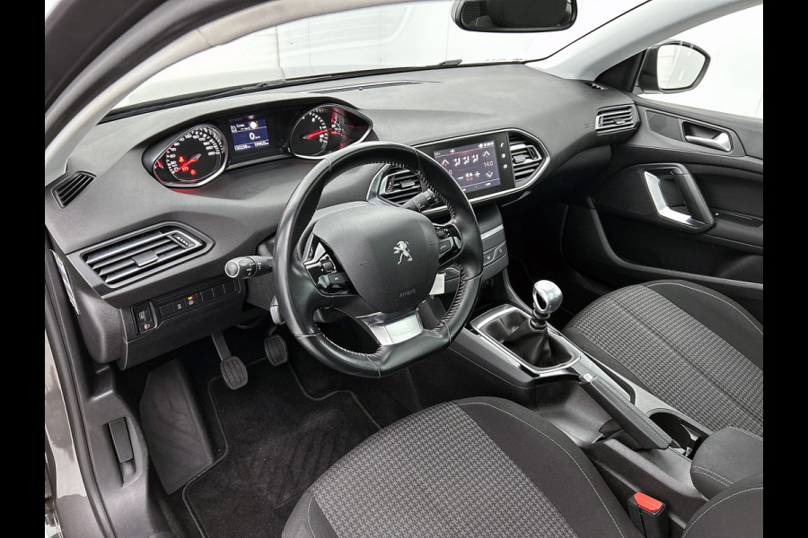 Peugeot 308 1.5 HDi 131PK 5Drs. Executive / Panoramadak / Distributie vv. 122Dkm. / Cruise-ctr. / Navigatie / Apk 05-2026