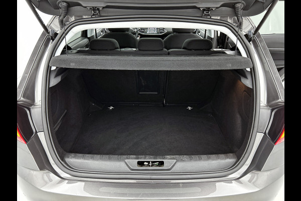 Peugeot 308 1.5 HDi 131PK 5Drs. Executive / Panoramadak / Distributie vv. 122Dkm. / Cruise-ctr. / Navigatie / Apk 05-2026
