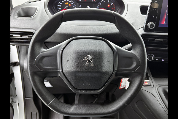 Peugeot Partner 1.2 Benzine 111PK Euro6 *Distributie bij 43Dkm. vervangen* Premium / Airco / Navigatie / Schuifdeur Re./ Radio multimedia / Apk 07-2027