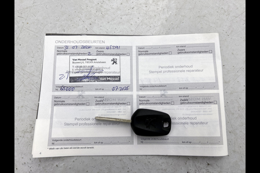Peugeot Partner 1.2 Benzine 111PK Euro6 *Distributie bij 43Dkm. vervangen* Premium / Airco / Navigatie / Schuifdeur Re./ Radio multimedia / Apk 07-2027