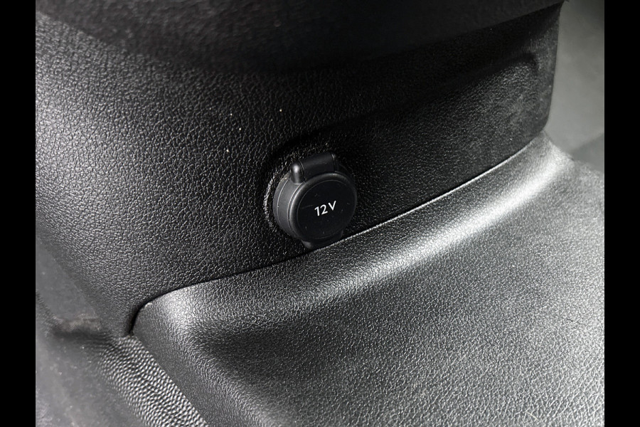 Peugeot Partner 1.2 Benzine 111PK Euro6 *Distributie bij 43Dkm. vervangen* Premium / Airco / Navigatie / Schuifdeur Re./ Radio multimedia / Apk 07-2027