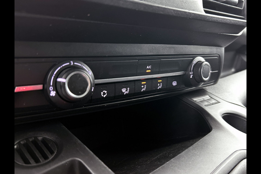 Peugeot Partner 1.2 Benzine 111PK Euro6 *Distributie bij 43Dkm. vervangen* Premium / Airco / Navigatie / Schuifdeur Re./ Radio multimedia / Apk 07-2027
