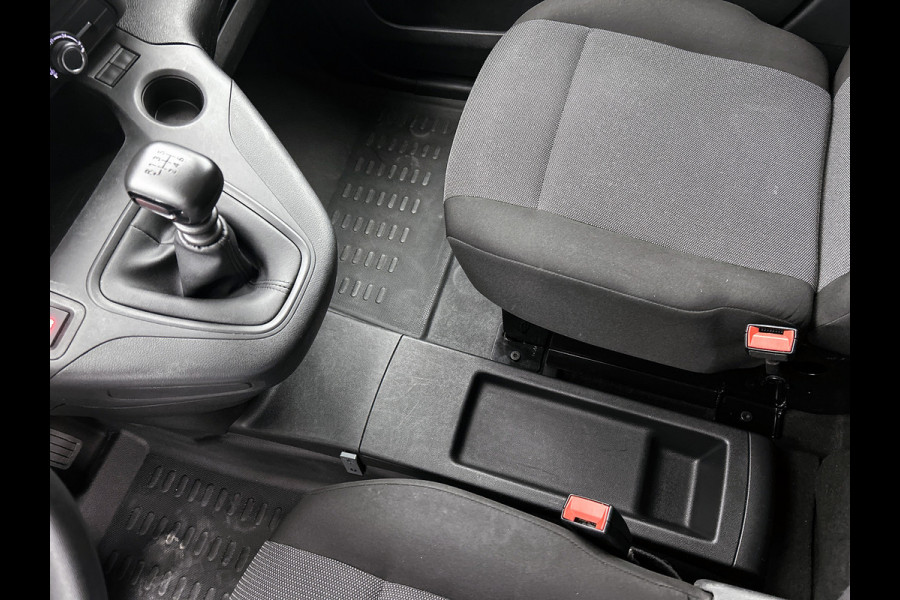Peugeot Partner 1.2 Benzine 111PK Euro6 *Distributie bij 43Dkm. vervangen* Premium / Airco / Navigatie / Schuifdeur Re./ Radio multimedia / Apk 07-2027