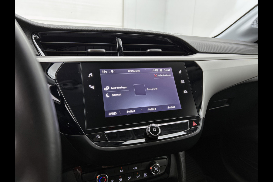 Opel Corsa 1.2 Edition / Trekhaak / Distributie bij 104dkm.vervangen / Airco / Pdc. / Navigatie / Edition+Licht-Zicht Pakket / Apk 03-2027