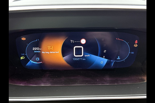 Peugeot 208 1.5 HDi Blue Allure / Trekhaak / Airco-ecc./ Xenon / Pdc.+Camera / Navigatie / Radio-multimedia / Apk 05-2026