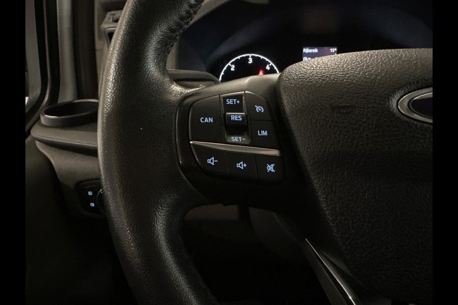 Ford Transit Custom 340 2.0 TDCI Euro6 Automaat 131PK H2 Trend 3Pers. *ideaal voor Camper* Navigatie / Pdc./ Airco / Safety&Comfort pack / Driver assist / Stoelverwarming / Distributie vv.bij 36.126 KM / / Apk 11-2026