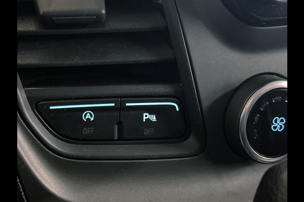 Ford Transit Custom 340 2.0 TDCI Euro6 Automaat 131PK H2 Trend 3Pers. *ideaal voor Camper* Navigatie / Pdc./ Airco / Safety&Comfort pack / Driver assist / Stoelverwarming / Distributie vv.bij 36.126 KM / / Apk 11-2026