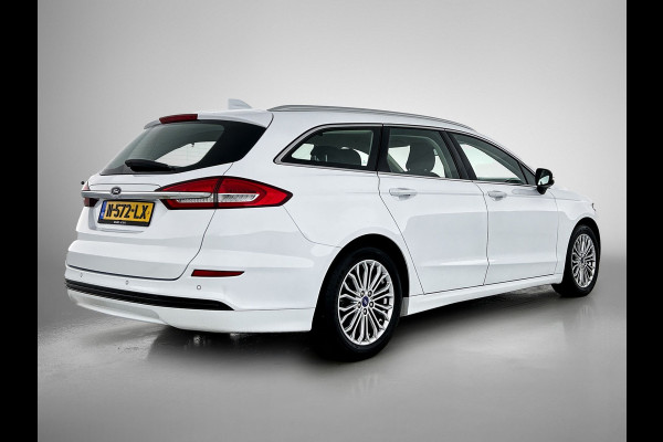 Ford Mondeo Wagon 2.0 Hybrid Titanium Automaat / Pdc.V+A / Navigatie /Radio-multimedia /  Airco-ecc. / Apk nieuw