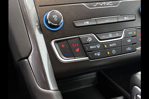 Ford Mondeo Wagon 2.0 Hybrid Titanium Automaat / Pdc.V+A / Navigatie /Radio-multimedia /  Airco-ecc. / Apk nieuw