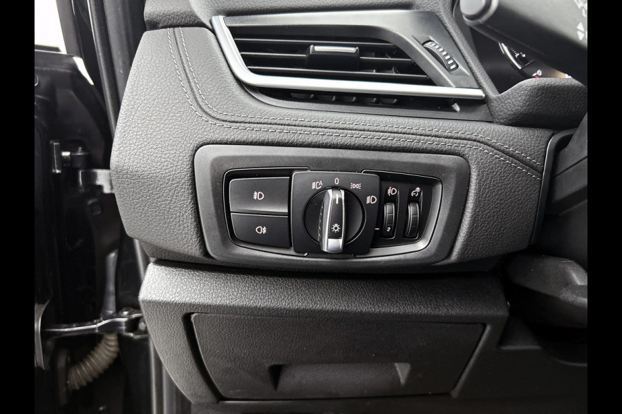 BMW 2 Serie Gran Tourer 216i 109PK 7pers. Business Edition / Navi Plus / Lmv / PDC / Sportline / LED / Cruise / Driving Assistent / Apk 06-2026