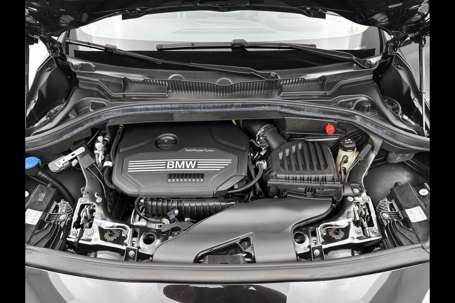 BMW 2 Serie Gran Tourer 216i 109PK 7pers. Business Edition / Navi Plus / Lmv / PDC / Sportline / LED / Cruise / Driving Assistent / Apk 06-2026