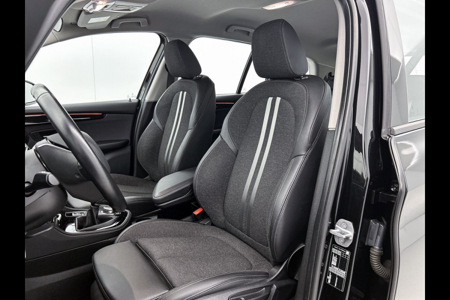 BMW 2 Serie Gran Tourer 216i 109PK 7pers. Business Edition / Navi Plus / Lmv / PDC / Sportline / LED / Cruise / Driving Assistent / Apk 06-2026