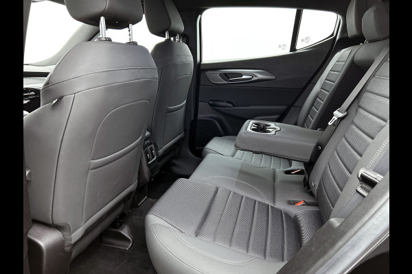 Alfa Romeo Tonale 1.5T Hybrid 131PK Automaat Sprint / Pdc.V+A / Stoel+Stuur verwarming / Navigatie / Lmv / Adaptive Cruise / Carplay / Apk 10-2027