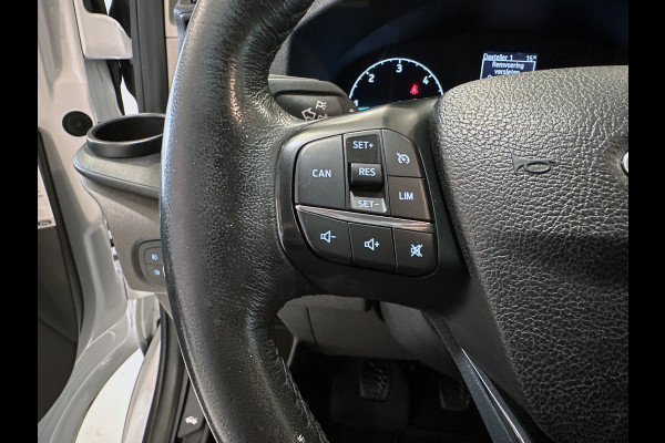 Ford Transit Custom 340 2.0 TDCI Euro6 131PK H2 Trend 3Pers. *ideaal voor Camper*/ Navigatie / Pdc./ Airco / Safety&Comfort pack / Driver assist  / Stoelverwarming / Apk 11-2026