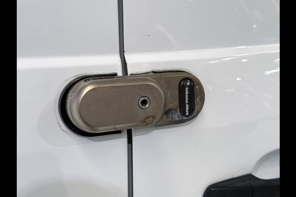 Ford Transit Custom 340 2.0 TDCI Euro6 131PK H2 Trend 3Pers. *ideaal voor Camper*/ Navigatie / Pdc./ Airco / Safety&Comfort pack / Driver assist  / Stoelverwarming / Apk 11-2026