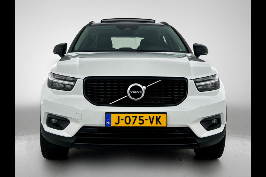 Volvo XC40 T4 Hybride SOH 98% R-Design Expression / Panoramadak / Navigatie / Xenon / Pdc. / Airco-ecc./ Radio multimedia / Apk 10-2026