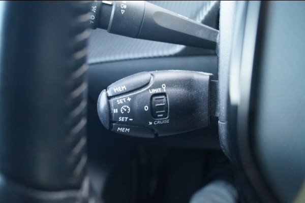 Peugeot 208 1.5 BlueHDi Active -NAVI-AIRCO-PDC-