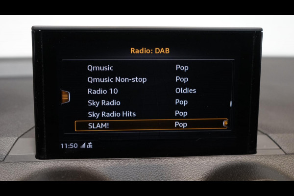 Audi Q2 35 TFSI 3x S-Line Black Optik AUTOMAAT-ACC-AMBIANCE-CARPLAY-FULL LED-KEYLESS-STOELVERWARMING