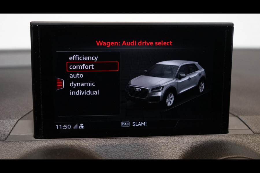 Audi Q2 35 TFSI 3x S-Line Black Optik AUTOMAAT-ACC-AMBIANCE-CARPLAY-FULL LED-KEYLESS-STOELVERWARMING