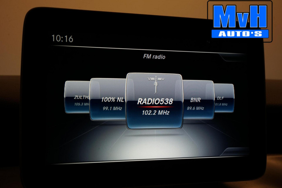 Mercedes-Benz CLA-Klasse Shooting Brake 180 AMG|TREKH|CARPLAY|LED