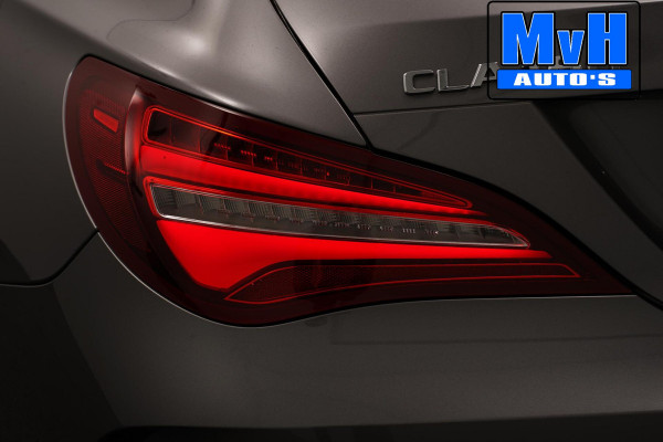 Mercedes-Benz CLA-Klasse Shooting Brake 180 AMG|TREKH|CARPLAY|LED