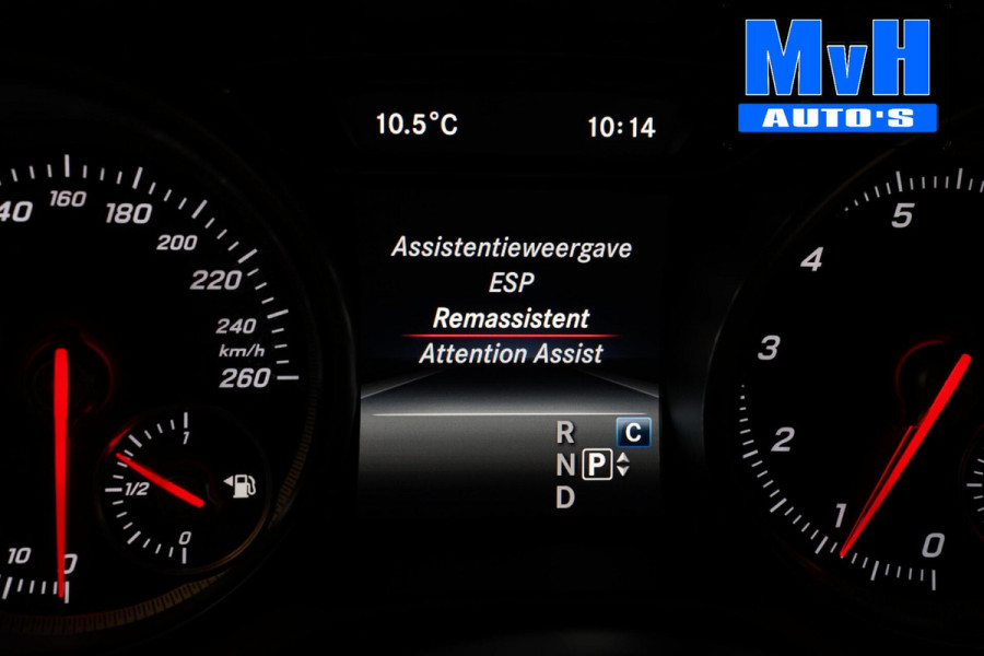 Mercedes-Benz CLA-Klasse Shooting Brake 180 AMG|TREKH|CARPLAY|LED