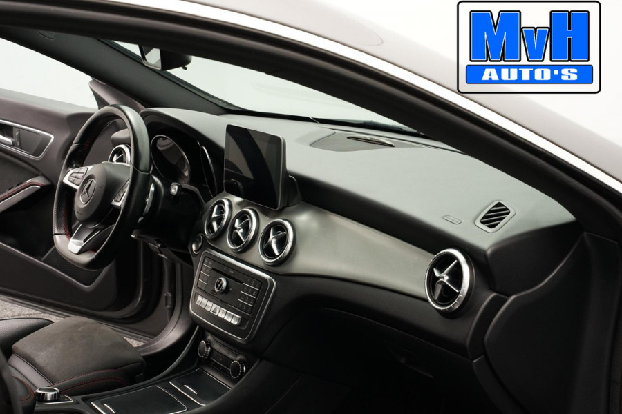 Mercedes-Benz CLA-Klasse Shooting Brake 180 AMG|TREKH|CARPLAY|LED