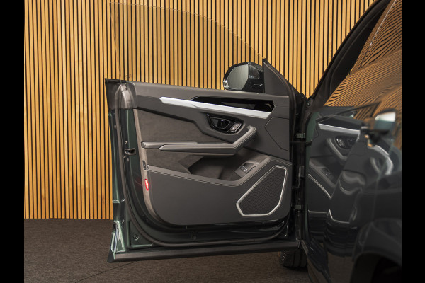 Lamborghini Urus 4.0 V8 Hybrid SE 23" I TOWBAR I STYLE PACK I ANIMA I SUNBLINDS