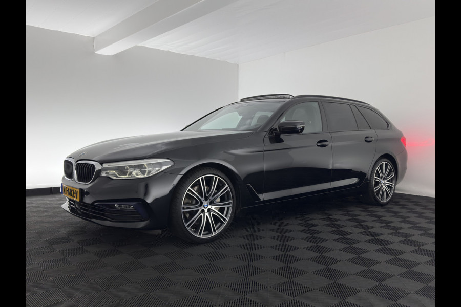 BMW 5 Serie Touring 530d Sportline High Executive Aut. *PANO | LUXURY-LEATHER | FULL-LED | MEMORY-PACK | TOP-VIEW | HEATED-COMFORTSEATS | NAVI-FULLMAP | PRIVACY-GLASS | AMBIENT-LIGHT | ECC | CARPLAY | PDC | TOWBAR | SHIFT-PADDLES | 20"ALU*
