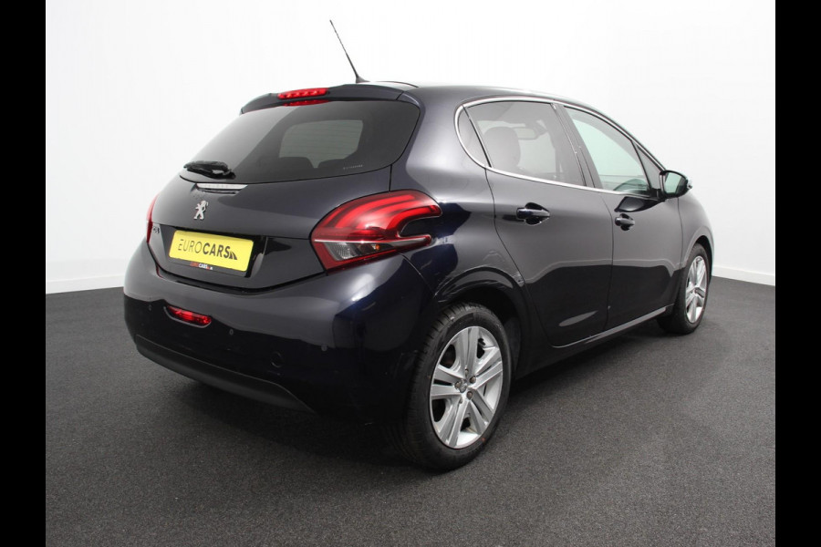 Peugeot 208 1.2 PureTech 110pk Automaat Allure | Cruise control | Parkeersensoren achter | LED | Navigatie | Climate Control | Extra Getint glas | Lichtmetalen Velgen