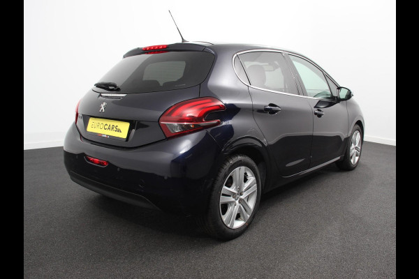 Peugeot 208 1.2 PureTech 110pk Automaat Allure | Cruise control | Parkeersensoren achter | LED | Navigatie | Climate Control | Extra Getint glas | Lichtmetalen Velgen