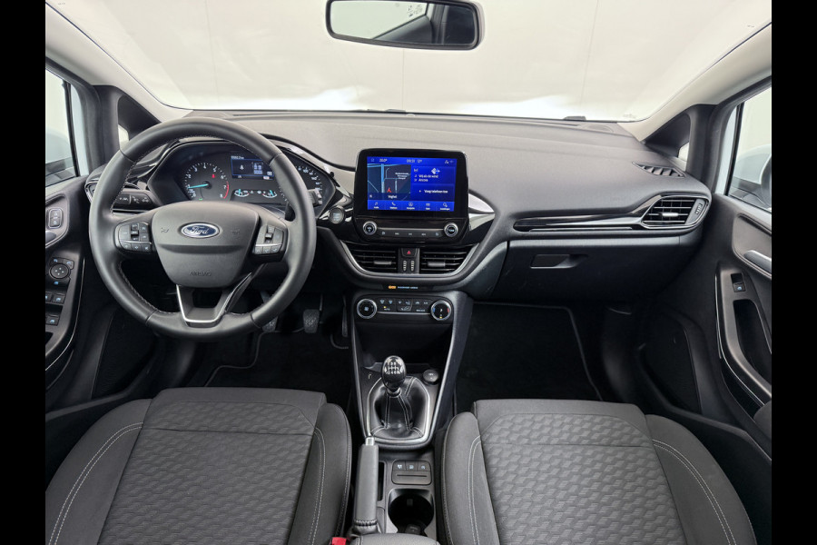 Ford Fiesta T 125PK Hybrid Titanium X Apple Carplay Android Auto Navi Bordherkenning Camera Ecc Cruise Control Pdc Lmv Privacy Glas Led Ford Sync 3 Keyless Bluetooth DAB+ 1e Eigenaar Origineel Nederlandse Auto € 26000 nieuw!