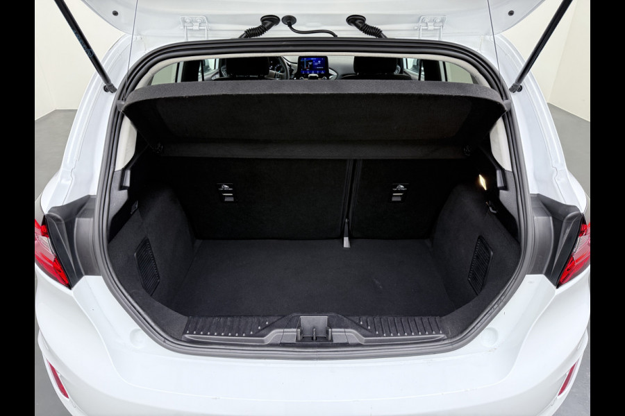 Ford Fiesta T 125PK Hybrid Titanium X Apple Carplay Android Auto Navi Bordherkenning Camera Ecc Cruise Control Pdc Lmv Privacy Glas Led Ford Sync 3 Keyless Bluetooth DAB+ 1e Eigenaar Origineel Nederlandse Auto € 26000 nieuw!