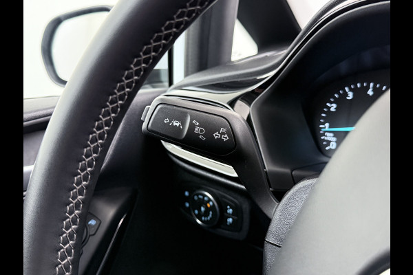Ford Fiesta T 125PK Hybrid Titanium X Apple Carplay Android Auto Navi Bordherkenning Camera Ecc Cruise Control Pdc Lmv Privacy Glas Led Ford Sync 3 Keyless Bluetooth DAB+ 1e Eigenaar Origineel Nederlandse Auto € 26000 nieuw!
