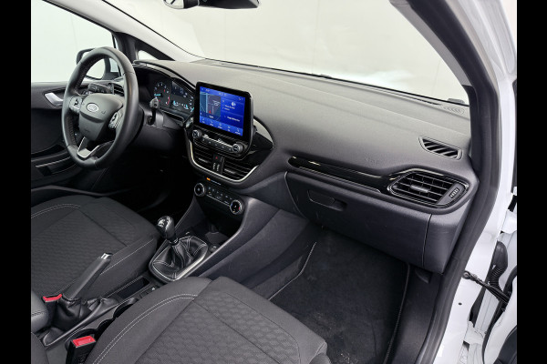 Ford Fiesta T 125PK Hybrid Titanium X Apple Carplay Android Auto Navi Bordherkenning Camera Ecc Cruise Control Pdc Lmv Privacy Glas Led Ford Sync 3 Keyless Bluetooth DAB+ 1e Eigenaar Origineel Nederlandse Auto € 26000 nieuw!