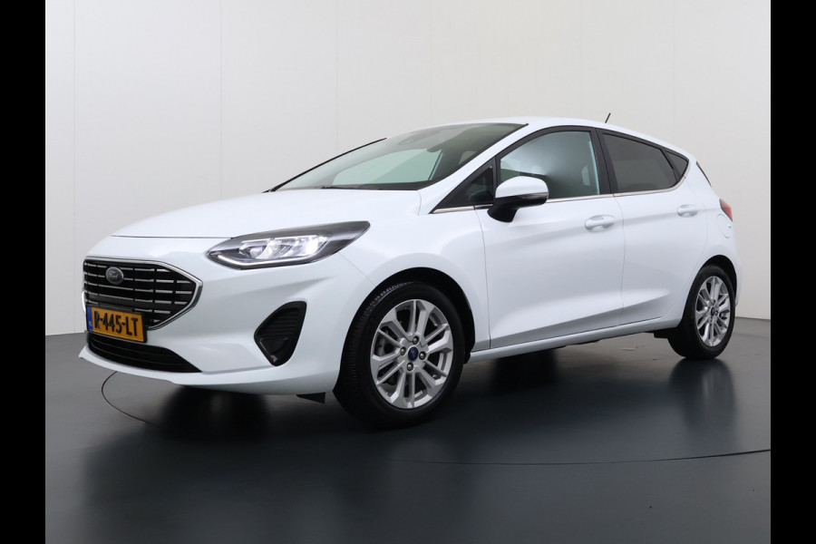 Ford Fiesta T 125PK Hybrid Titanium X Apple Carplay Android Auto Navi Bordherkenning Camera Ecc Cruise Control Pdc Lmv Privacy Glas Led Ford Sync 3 Keyless Bluetooth DAB+ 1e Eigenaar Origineel Nederlandse Auto € 26000 nieuw!