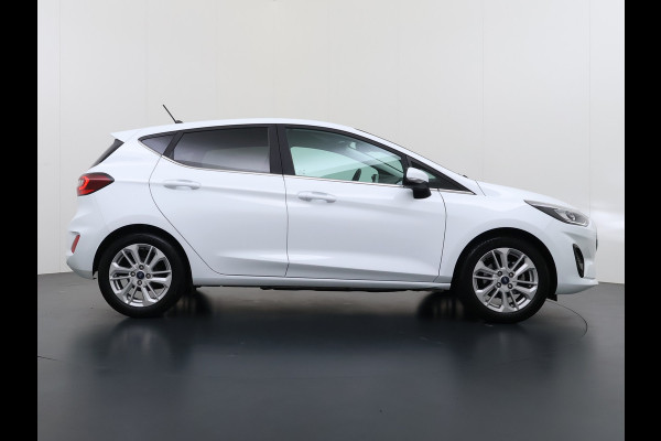 Ford Fiesta T 125PK Hybrid Titanium X Apple Carplay Android Auto Navi Bordherkenning Camera Ecc Cruise Control Pdc Lmv Privacy Glas Led Ford Sync 3 Keyless Bluetooth DAB+ 1e Eigenaar Origineel Nederlandse Auto € 26000 nieuw!