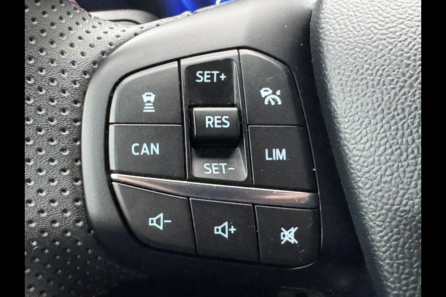 Ford Puma 1.0 EcoBoost Hybrid ST-Line X First Edition Adaptive cruise Climate control Apple/Android LED Parkeercamera Winterpack