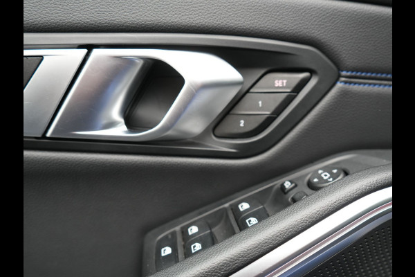 BMW 3 Serie Touring 330e M Sport Plug in Hybrid 293pk Dealer O.H PHEV | Panodak | Adaptive Onderstel | Laser LED | Alcantara Sportstoelen Memory | Head Up | Camera | 19"L.M | Keyless | Apple Carplay | Navigatie | Virtual | DAB |